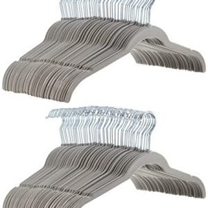 Amazon Basics Sammetshängare för skjortor/klänningar, 100 pack, grå 819154020389 Amazon Basics Sammetshängare för skjortor/klänningar, 100 pack, grå 819154020389
